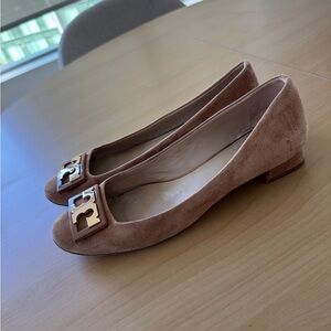 Tory Burch Tan Suede Flats
